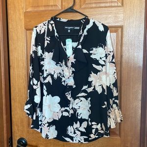 Brand new beautiful shirt size Lg brand Karl Lagerfeld. Karl Lagerfeld Paris